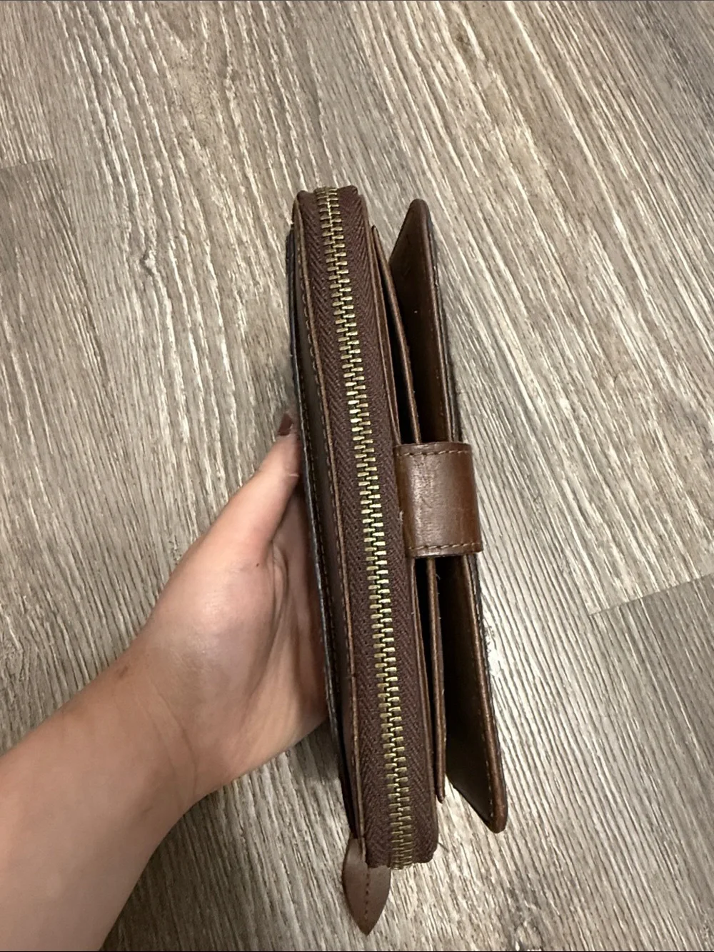 STS Ranchwear Brown and White Cowhide Zip Card Holder